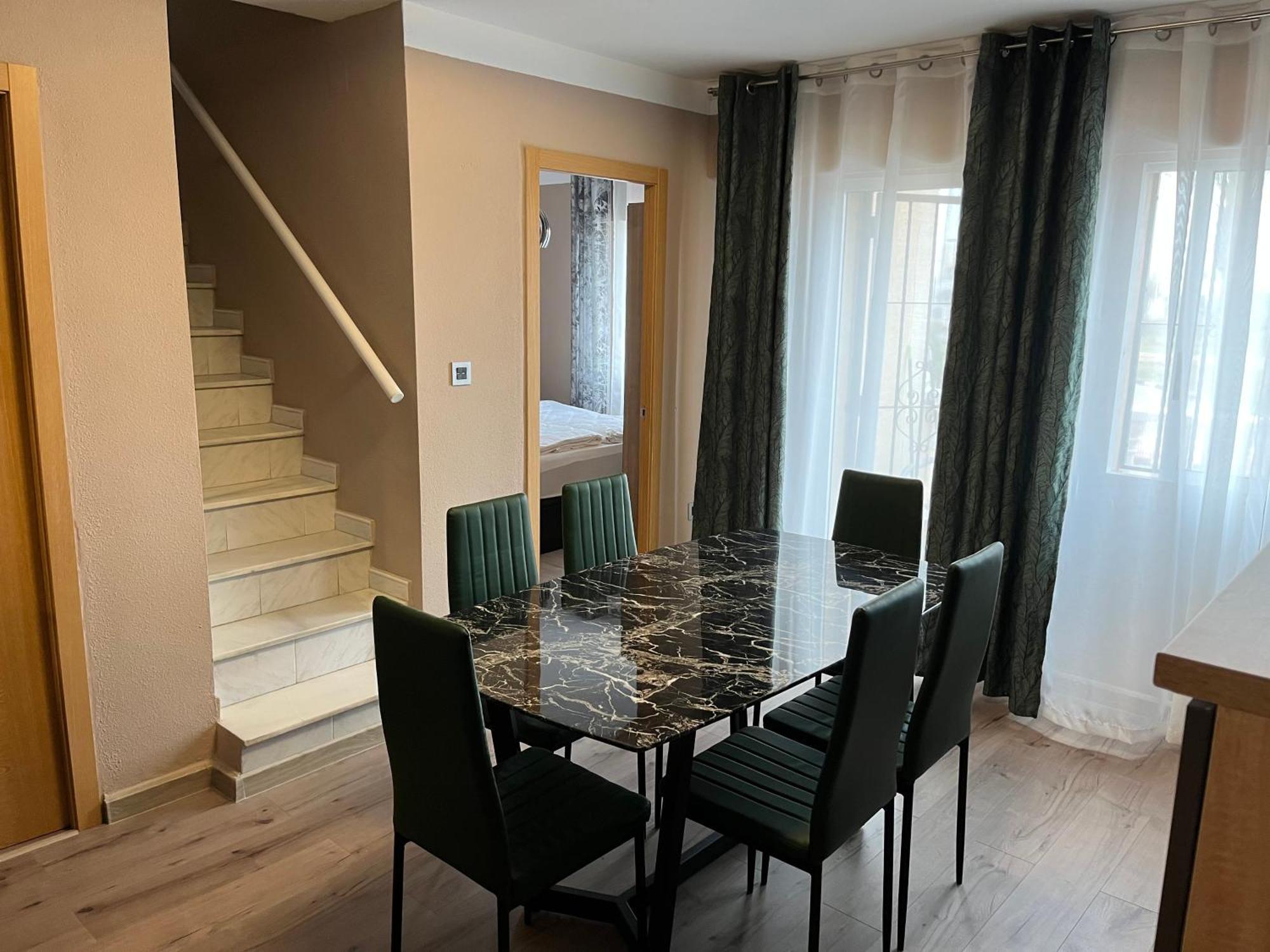 Villa Nadiya App Pool, Parking Torrevieja Kültér fotó