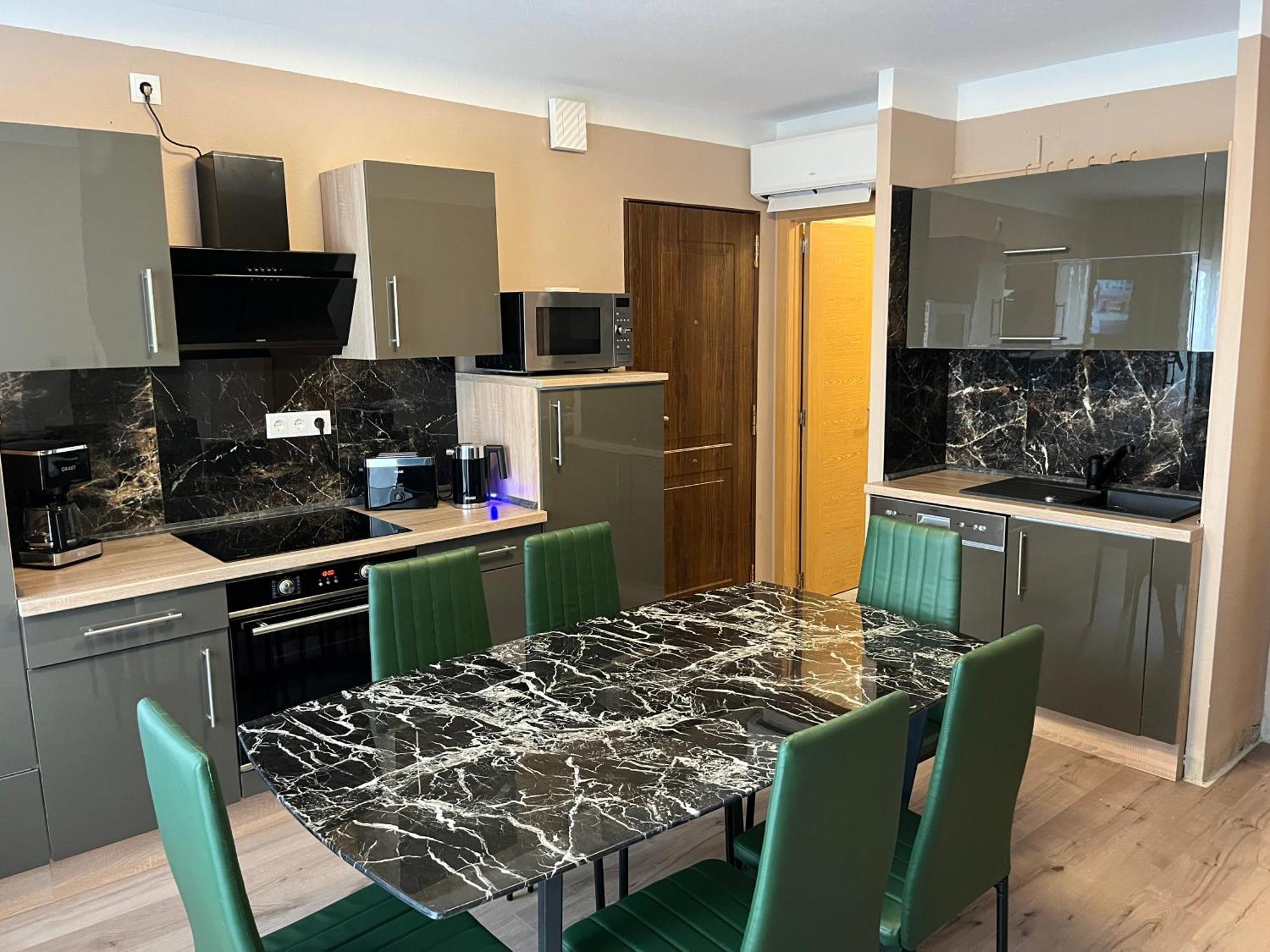 Villa Nadiya App Pool, Parking Torrevieja Kültér fotó